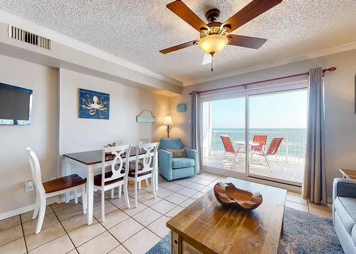 Royal Palms Apartment *